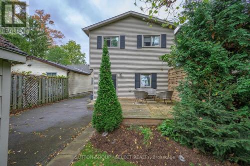 943 Colborne Street, London, ON - Outdoor