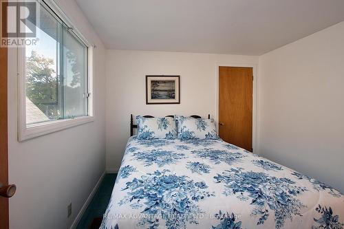 1059 Talbot Street, London, ON - Indoor Photo Showing Bedroom