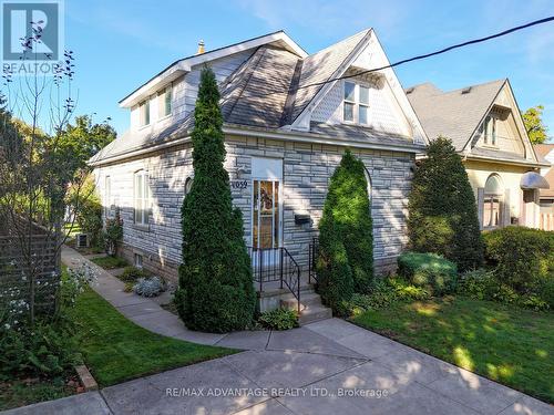 1059 Talbot Street, London, ON - Outdoor