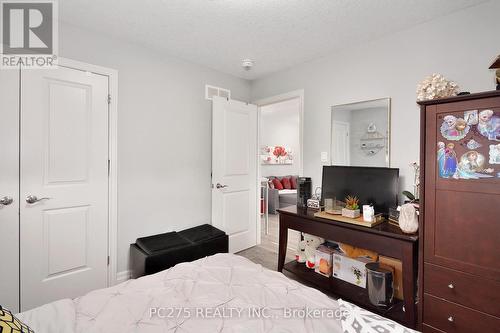 464 Jessica Way Road, London, ON - Indoor Photo Showing Bedroom