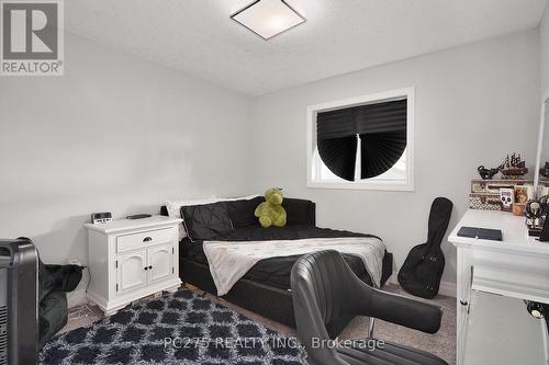 464 Jessica Way Road, London, ON - Indoor Photo Showing Bedroom