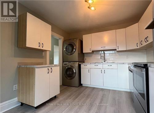 Upper - 229 Ottawa Street S, Hamilton, ON - Indoor Photo Showing Laundry Room