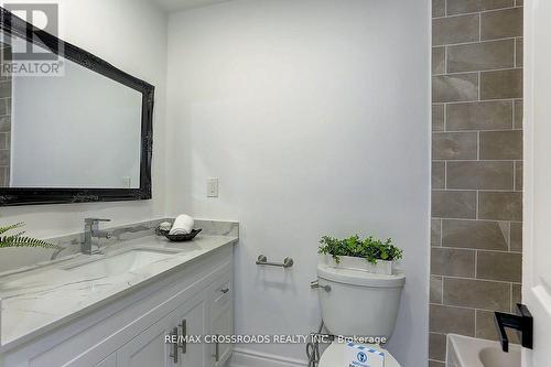 125 Green Bush Crescent, Vaughan, ON - Indoor Photo Showing Bathroom