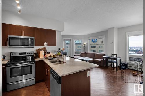 #1801 10152 104 St Nw, Edmonton, AB - Indoor Photo Showing Kitchen With Double Sink