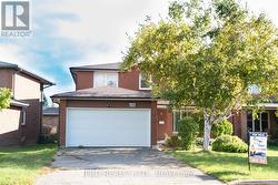 646 BOOKHAM CRESCENT  Mississauga, ON L4Z 1T9