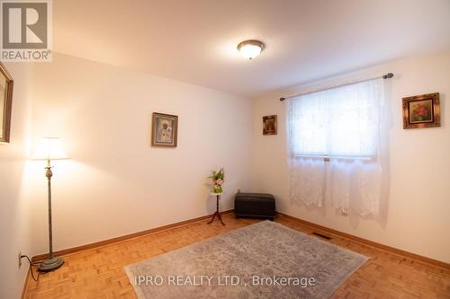 646 Bookham Crescent, Mississauga, ON - Indoor Photo Showing Other Room