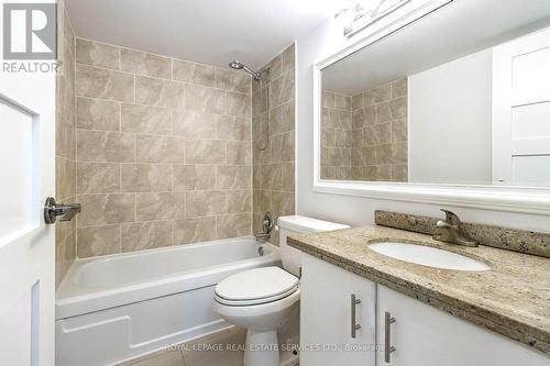 1804 - 1515 Lakeshore Road E, Mississauga, ON - Indoor Photo Showing Bathroom