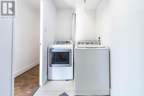 1804 - 1515 Lakeshore Road E, Mississauga, ON - Indoor Photo Showing Laundry Room