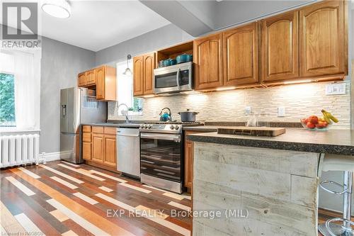 3 Clarke Street S, Minto (Clifford), ON - Indoor Photo Showing Kitchen