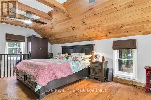 3 Clarke Street S, Minto, ON - Indoor Photo Showing Bedroom