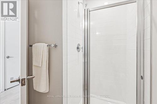 202 - 1440 Clarriage Court, Milton, ON - Indoor Photo Showing Bathroom