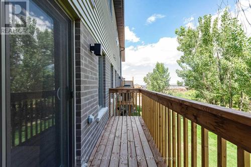 3985 Crown Street, Lincoln, ON - Outdoor With Balcony With Exterior