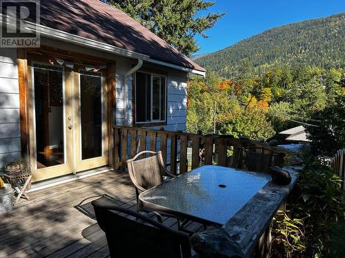 1520 Slocan  Street, Nelson, BC - Outdoor With Deck Patio Veranda