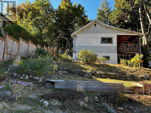 1520 Slocan  Street, Nelson, BC - Outdoor