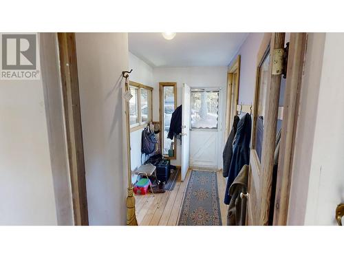 1520 Slocan  Street, Nelson, BC - Indoor Photo Showing Other Room