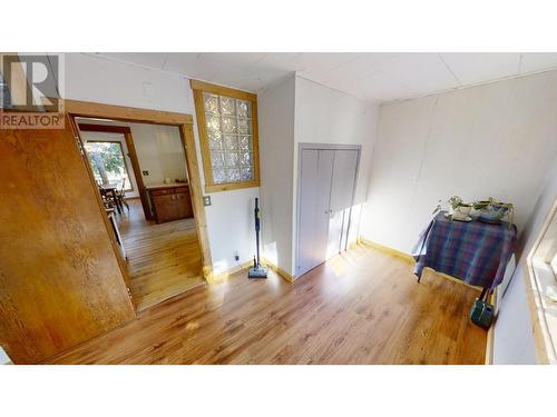 1520 Slocan  Street, Nelson, BC - Indoor