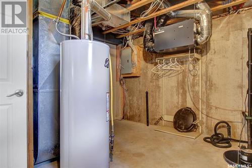 108 Park Street, Grand Coulee, SK - Indoor Photo Showing Basement