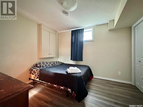 8 Cj Houston Place, Yorkton, SK - Indoor Photo Showing Bedroom