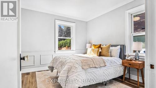 1036 Cedarwood Place, Burlington, ON - Indoor Photo Showing Bedroom