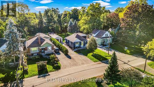 1036 Cedarwood Place, Burlington, ON - Outdoor