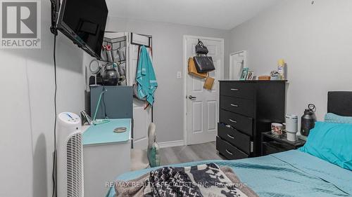 147 Fleetwood Crescent, Brampton, ON - Indoor Photo Showing Bedroom