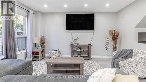 147 Fleetwood Crescent, Brampton, ON - Indoor