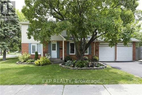 2936 Folkway Drive, Mississauga, ON - Outdoor With Facade