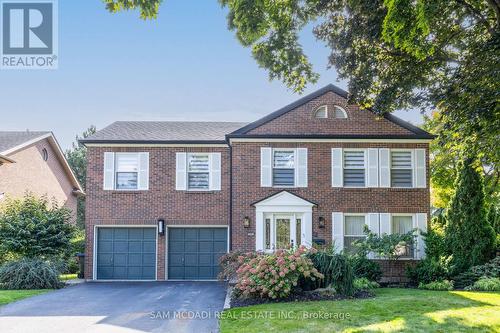 1882 Sherwood Forrest Circle, Mississauga, ON - Outdoor With Facade