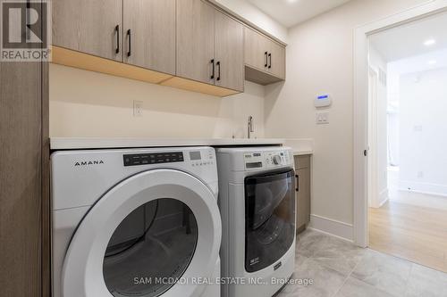 1882 Sherwood Forrest Circle, Mississauga, ON - Indoor Photo Showing Laundry Room