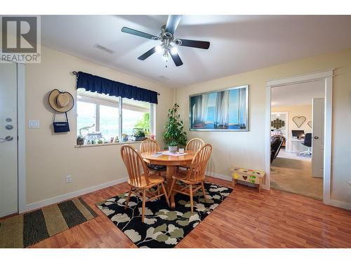 8617 Fitzmaurice Drive, Coldstream, BC - Indoor Photo Showing Dining Room