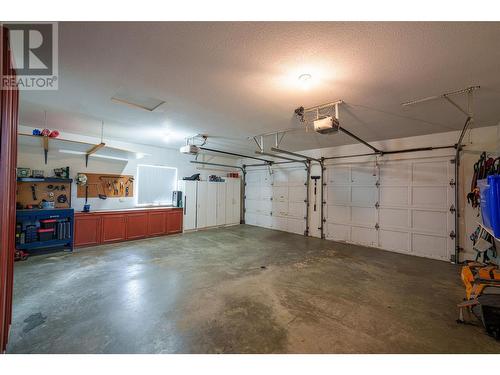 8617 Fitzmaurice Drive, Coldstream, BC - Indoor Photo Showing Garage