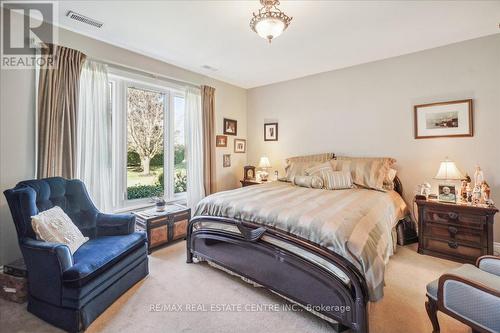 12509 Dublin Line, Halton Hills, ON - Indoor Photo Showing Bedroom