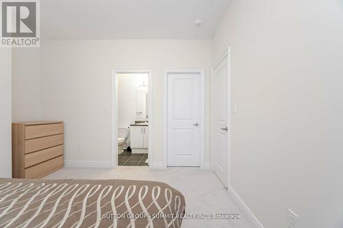 1303 Minnow Street, Oakville, ON - Indoor Photo Showing Bedroom