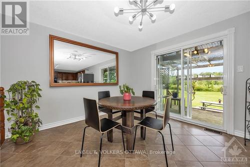 411 Belvedere Road, Clarence-Rockland, ON - Indoor Photo Showing Dining Room