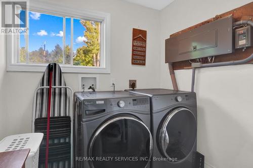 3433 Flinton Road, Addington Highlands, ON - Indoor Photo Showing Laundry Room