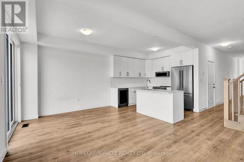 15 - 166 Mount Albion Road, Hamilton, ON - Indoor Photo Showing Kitchen With Stainless Steel Kitchen