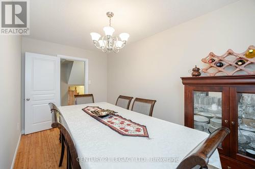 44 Dominion Drive, Guelph, ON - Indoor Photo Showing Dining Room