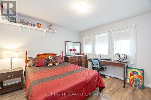 44 Dominion Drive, Guelph, ON - Indoor Photo Showing Bedroom