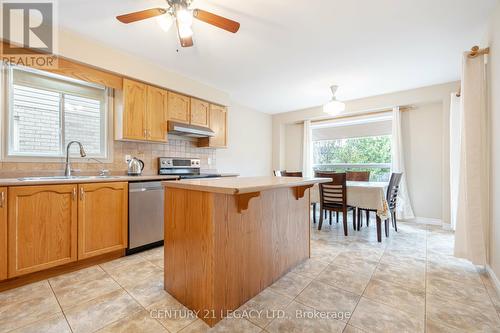 44 Dominion Drive, Guelph, ON - Indoor Photo Showing Kitchen