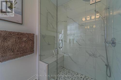 14 Macdonell Road, Niagara-On-The-Lake, ON - Indoor Photo Showing Bathroom