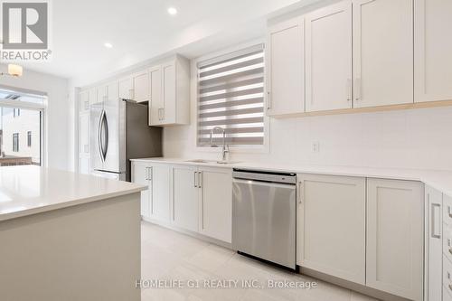 456 Turmeric Court, Ottawa, ON - Indoor Photo Showing Kitchen