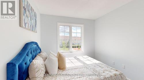 90 - 21 Diana Avenue, Brantford, ON - Indoor Photo Showing Bedroom