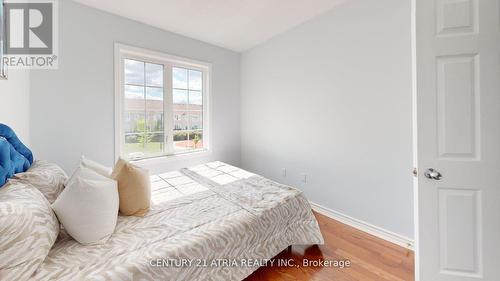 90 - 21 Diana Avenue, Brantford, ON - Indoor Photo Showing Bedroom