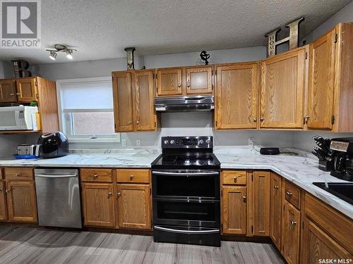 10620 Bennett Crescent, North Battleford, SK - Indoor Photo Showing Kitchen