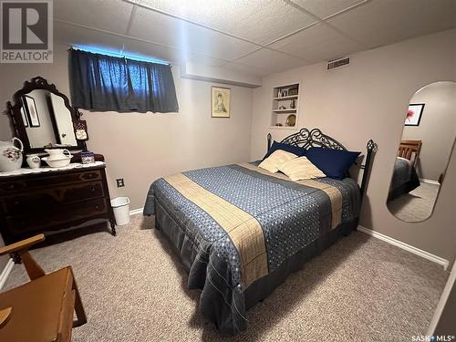 502 Mcleod Avenue, Estevan, SK - Indoor Photo Showing Bedroom