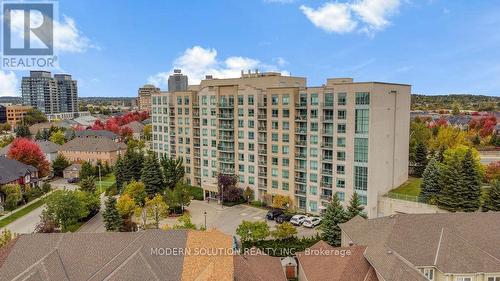 Ph19 - 51 Baffin Court, Richmond Hill, ON - Outdoor With Facade