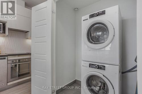 3001 - 15 Water Walk Drive, Markham, ON - Indoor Photo Showing Laundry Room