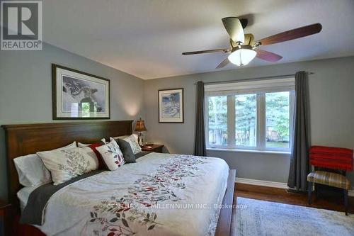 4 Pauline Place, Wasaga Beach, ON - Indoor Photo Showing Bedroom