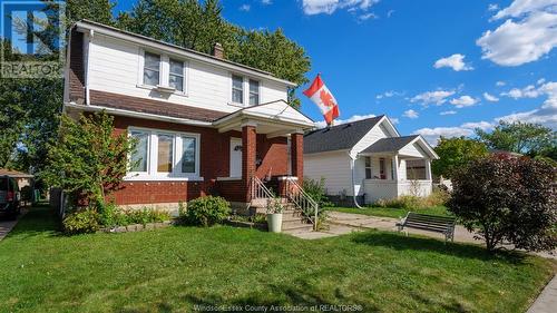 974 Glidden, Windsor, ON - Outdoor With Facade