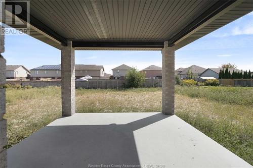 15 Cherry Blossom Trail, Chatham, ON - Outdoor With Exterior